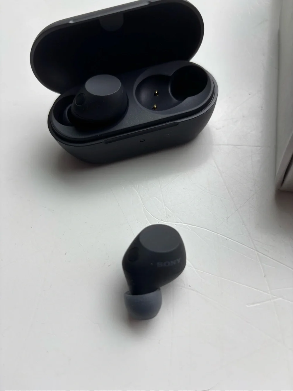 Sony WF-C710N Wireless Noise-Cancelling Earbuds in Black
